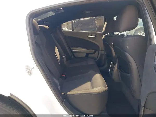 2C3CDXHG8HH524620 2017 DODGE CHARGER - Image 8