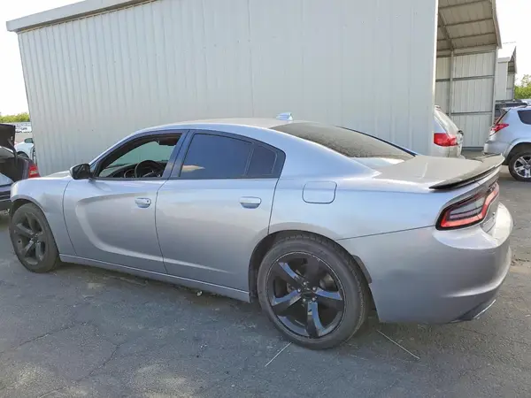 2C3CDXHG8HH528778 2017 DODGE CHARGER - Image 2