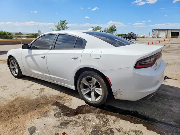 2C3CDXHG8HH562459 2017 DODGE CHARGER - Image 2
