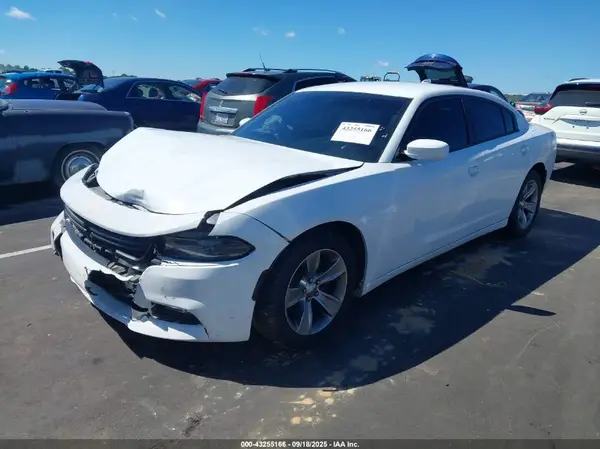 2C3CDXHG8HH562686 2017 DODGE CHARGER - Image 2