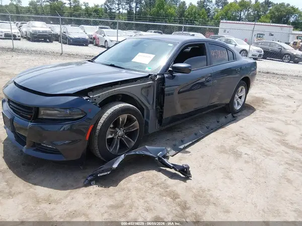 2C3CDXHG8HH562803 2017 DODGE CHARGER - Image 2