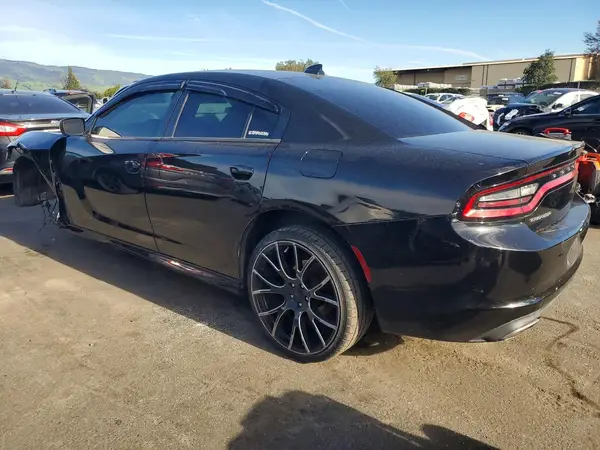2C3CDXHG8HH563157 2017 DODGE CHARGER - Image 2