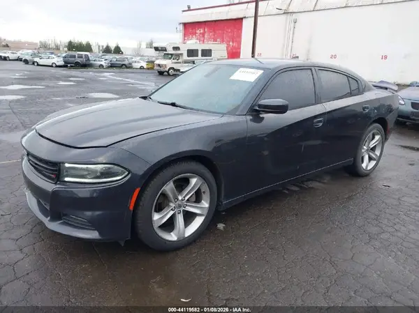 2C3CDXHG8HH563370 2017 DODGE CHARGER - Image 2