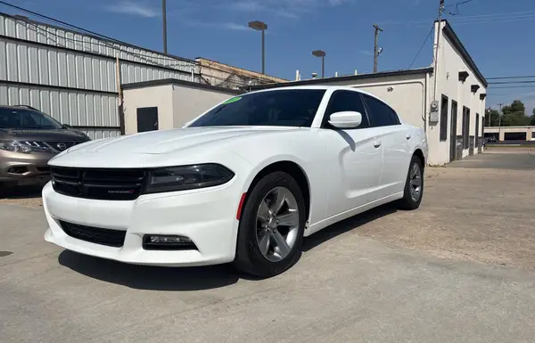 2C3CDXHG8HH650797 2017 DODGE CHARGER - Image 2