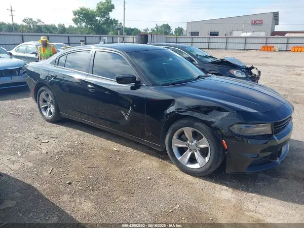 2C3CDXHG8HH660763 2017 DODGE CHARGER - Image 1