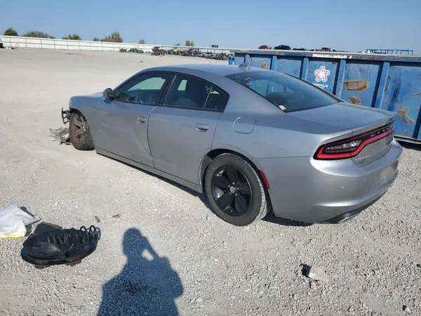 2C3CDXHG8JH125633 2018 DODGE CHARGER - Image 2