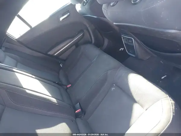 2C3CDXHG8JH133943 2018 DODGE CHARGER - Image 8