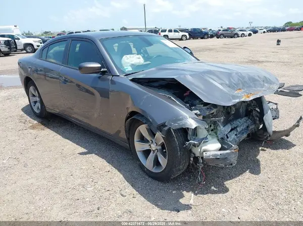 2C3CDXHG8JH138981 2018 DODGE CHARGER - Image 1