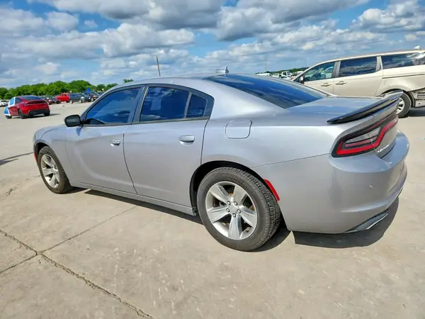 2C3CDXHG8JH162973 2018 DODGE CHARGER - Image 2