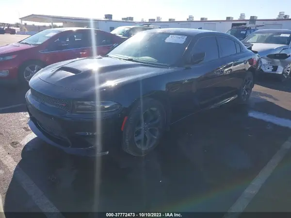2C3CDXHG8JH217910 2018 DODGE CHARGER - Image 2