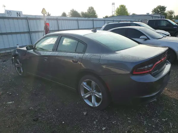2C3CDXHG8JH253452 2018 DODGE CHARGER - Image 2