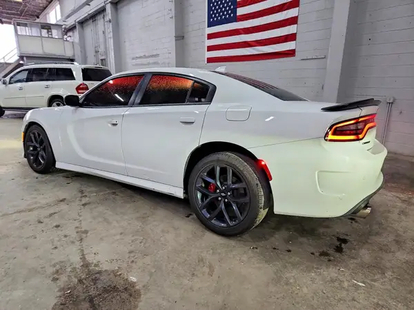 2C3CDXHG8KH508117 2019 DODGE CHARGER - Image 2