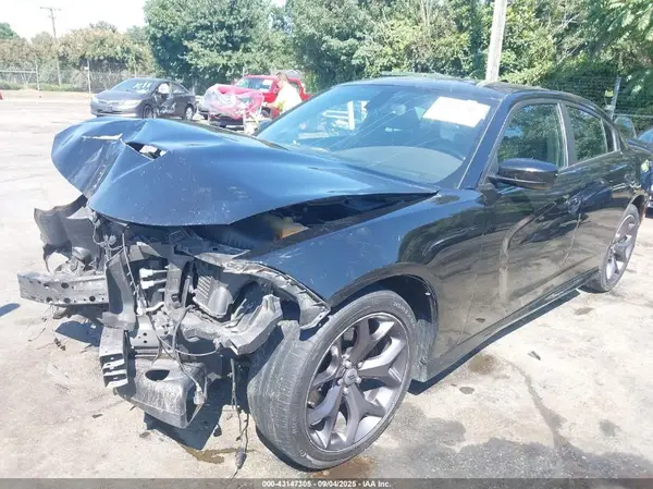 2C3CDXHG8KH512989 2019 DODGE CHARGER - Image 2
