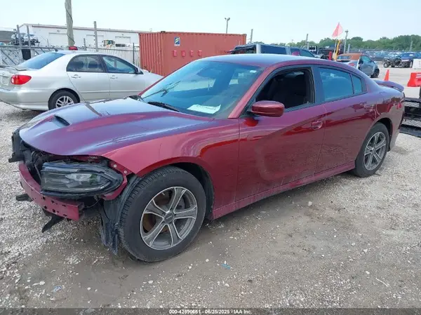 2C3CDXHG8KH597025 2019 DODGE CHARGER - Image 2