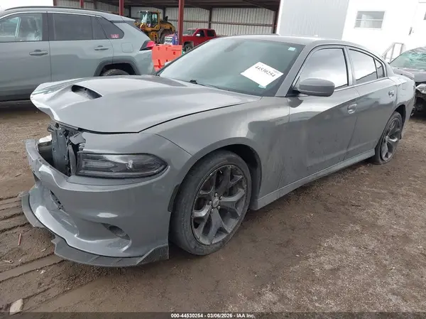 2C3CDXHG8KH597249 2019 DODGE CHARGER - Image 2