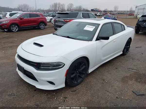 2C3CDXHG8KH597607 2019 DODGE CHARGER - Image 2