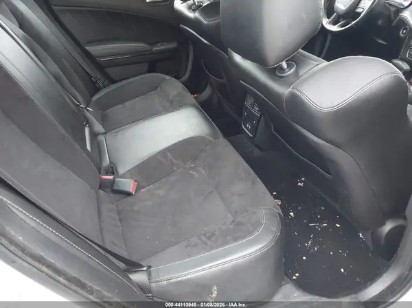 2C3CDXHG8KH597607 2019 DODGE CHARGER - Image 8
