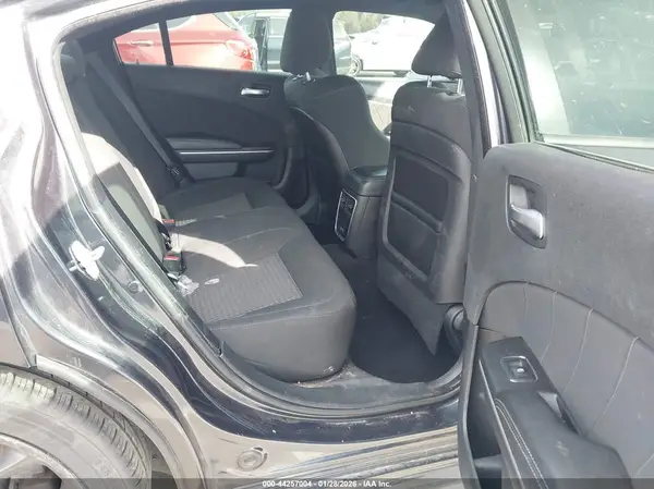 2C3CDXHG8KH609044 2019 DODGE CHARGER - Image 8