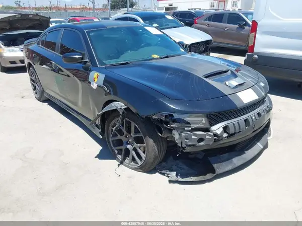 2C3CDXHG8KH666084 2019 DODGE CHARGER - Image 1