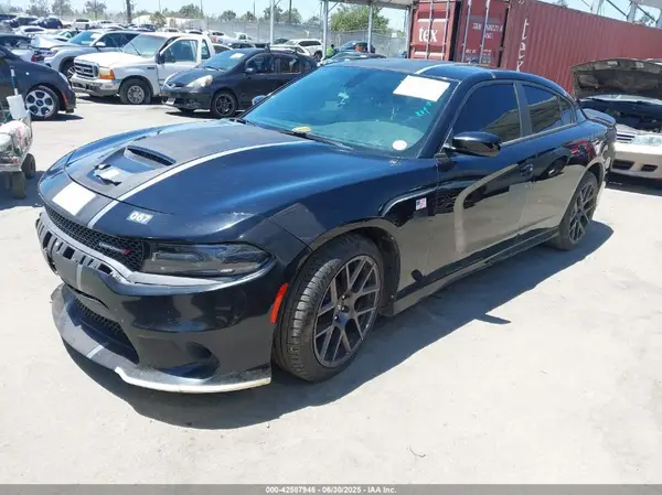 2C3CDXHG8KH666084 2019 DODGE CHARGER - Image 2