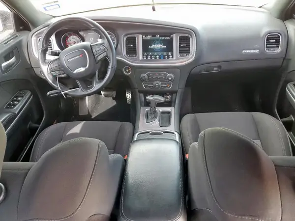 2C3CDXHG8KH677957 2019 DODGE CHARGER - Image 8