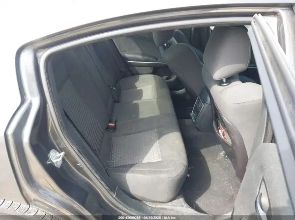 2C3CDXHG8KH677988 2019 DODGE CHARGER - Image 8