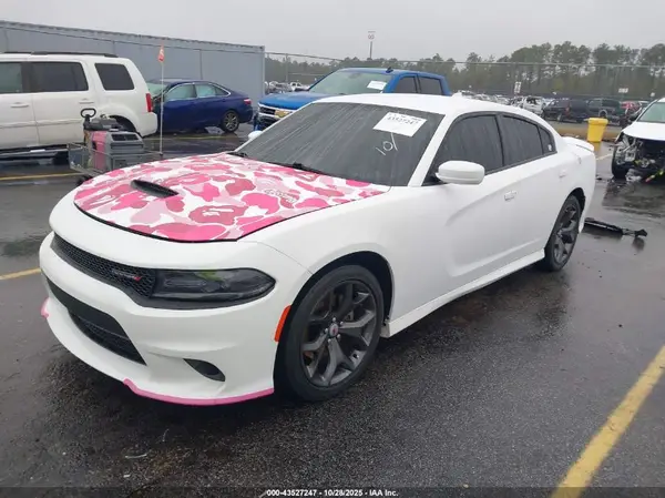 2C3CDXHG8KH681054 2019 DODGE CHARGER - Image 2