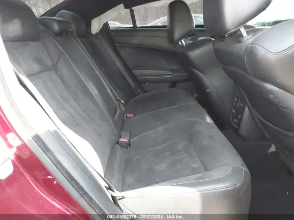 2C3CDXHG8KH716420 2019 DODGE CHARGER - Image 8