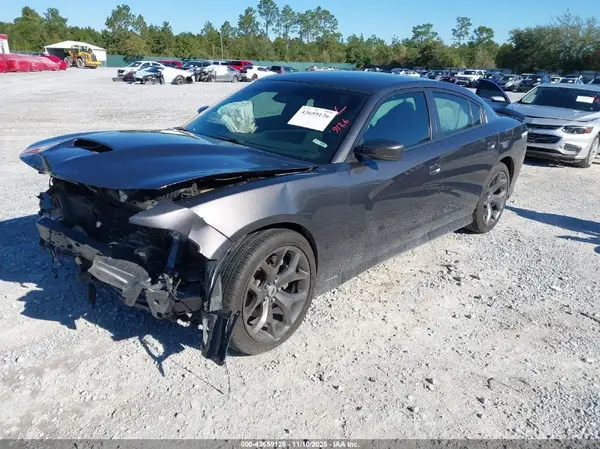 2C3CDXHG8KH749031 2019 DODGE CHARGER - Image 2