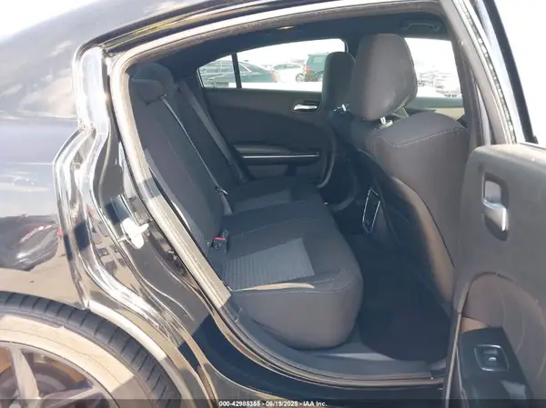 2C3CDXHG8MH504720 2021 DODGE CHARGER - Image 8