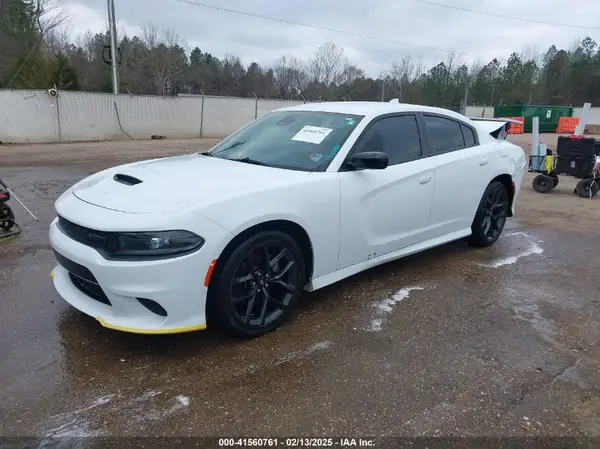 2C3CDXHG8PH543084 2023 DODGE CHARGER - Image 2