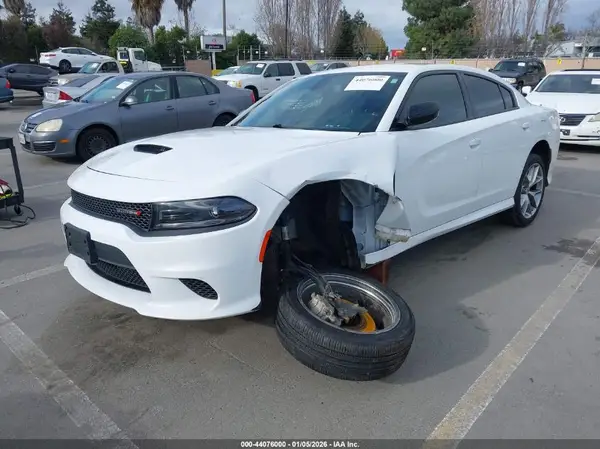 2C3CDXHG8PH566297 2023 DODGE CHARGER - Image 2