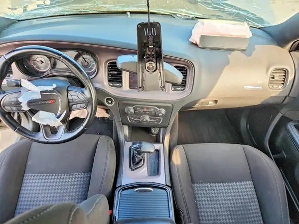 2C3CDXHG8PH611836 2023 DODGE CHARGER - Image 8