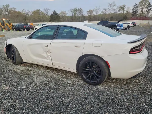 2C3CDXHG9GH143423 2016 DODGE CHARGER - Image 2