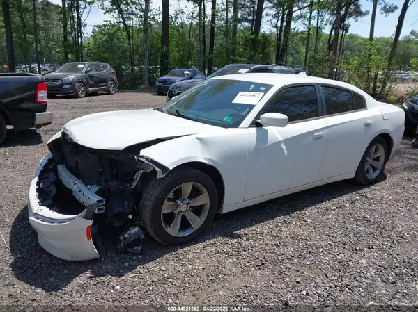 2C3CDXHG9GH215334 2016 DODGE CHARGER - Image 2