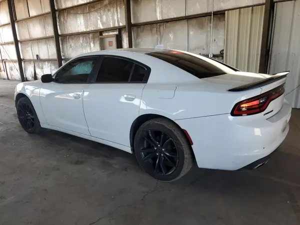 2C3CDXHG9GH331326 2016 DODGE CHARGER - Image 2