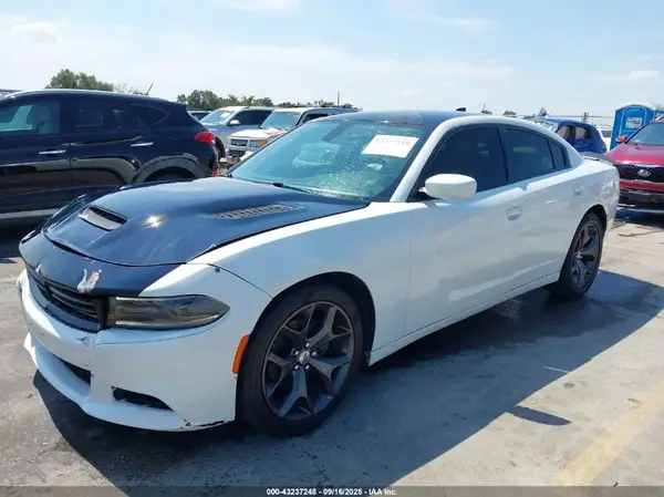 2C3CDXHG9HH522925 2017 DODGE CHARGER - Image 2