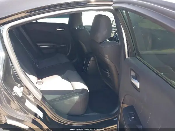 2C3CDXHG9HH571848 2017 DODGE CHARGER - Image 8