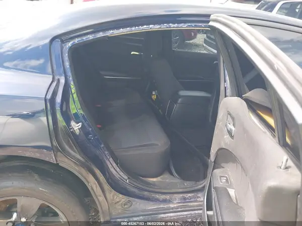2C3CDXHG9HH575740 2017 DODGE CHARGER - Image 8