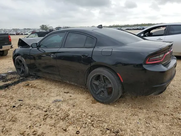 2C3CDXHG9JH129058 2018 DODGE CHARGER - Image 2