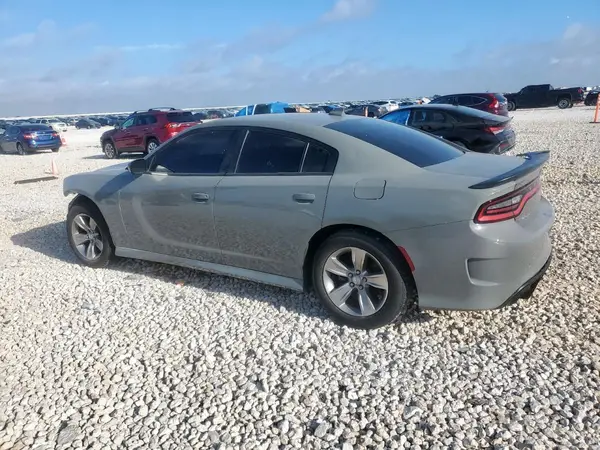 2C3CDXHG9JH175800 2018 DODGE CHARGER - Image 2