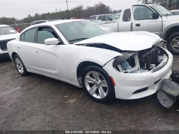 2C3CDXHG9JH176025 2018 DODGE CHARGER - Image 1
