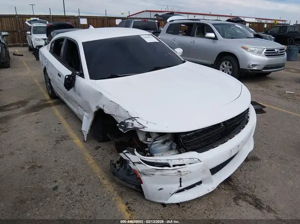 2C3CDXHG9JH176395 2018 DODGE CHARGER - Image 1