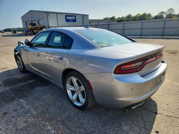 2C3CDXHG9JH202784 2018 DODGE CHARGER - Image 2