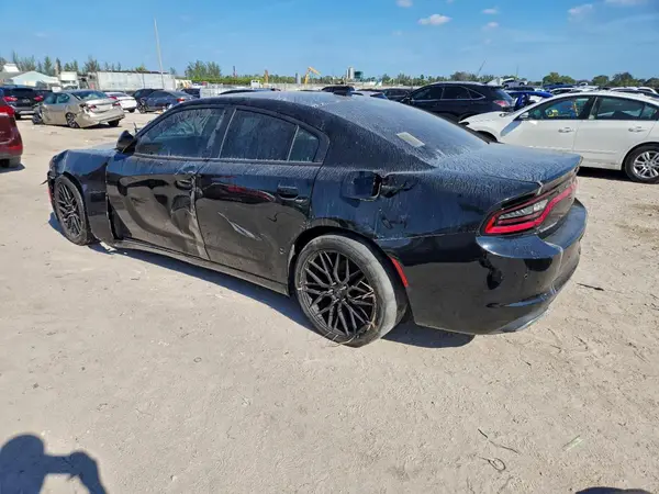 2C3CDXHG9JH221853 2018 DODGE CHARGER - Image 2