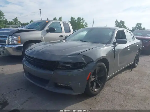 2C3CDXHG9JH225238 2018 DODGE CHARGER - Image 2