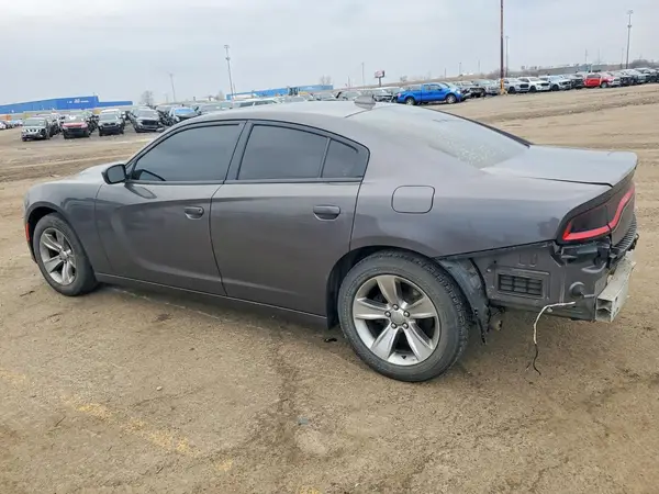 2C3CDXHG9JH242833 2018 DODGE CHARGER - Image 2