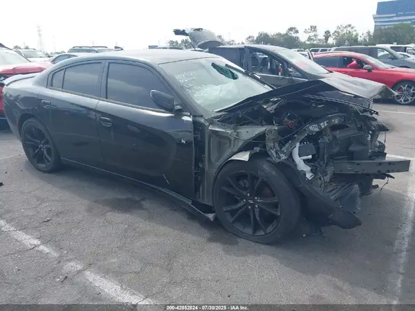 2C3CDXHG9JH281342 2018 DODGE CHARGER - Image 1