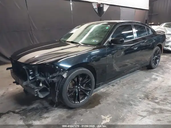 2C3CDXHG9JH337683 2018 DODGE CHARGER - Image 2