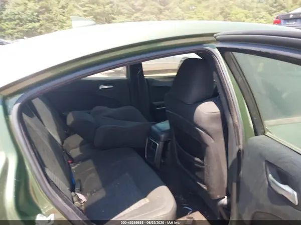 2C3CDXHG9KH526870 2019 DODGE CHARGER - Image 8
